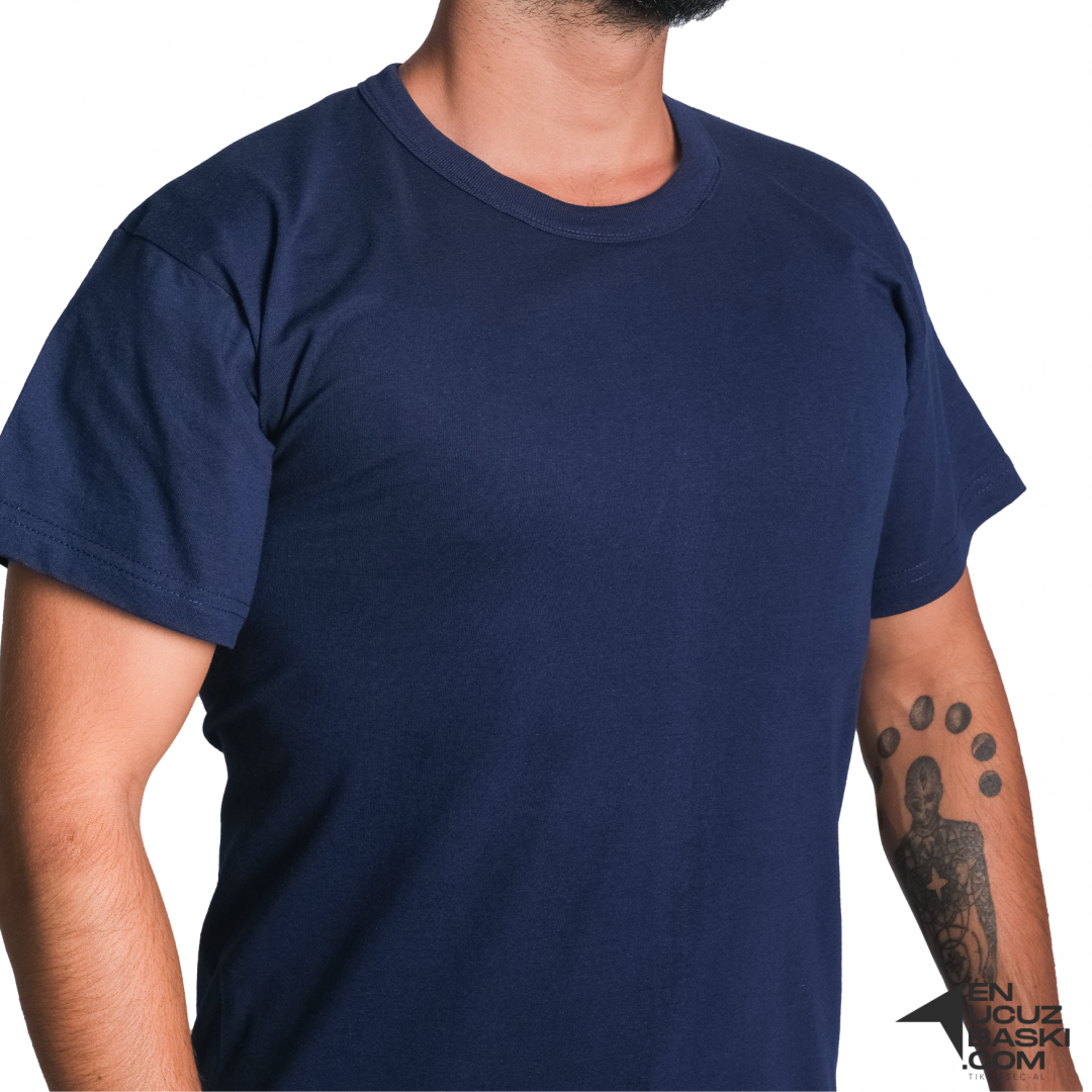 Baskılı Sıfır Yaka Basic Tişört Lacivert Baskılı Sıfır Yaka Basic Tişört Lacivert